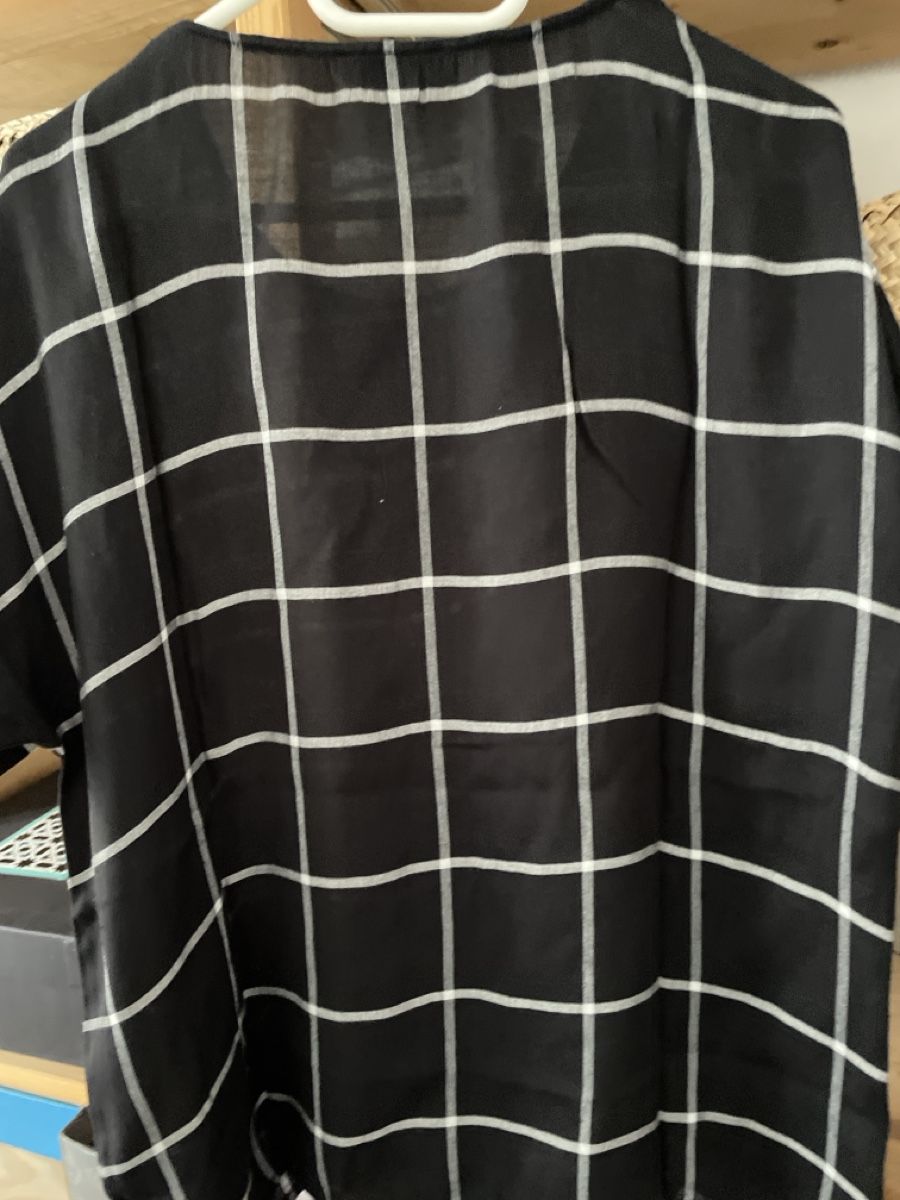Camicette: Sommerliche Bluse von More&More, Grösse 38, Schwarz – Usato da Basel venduto da Jul17 4