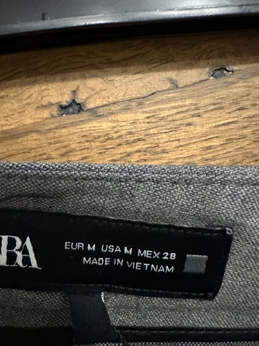 Zara Pantaloni: Zara Hose, neu Grösse M – Nuovo e nell'imballaggio originale da Basel venduto da BSLina 1