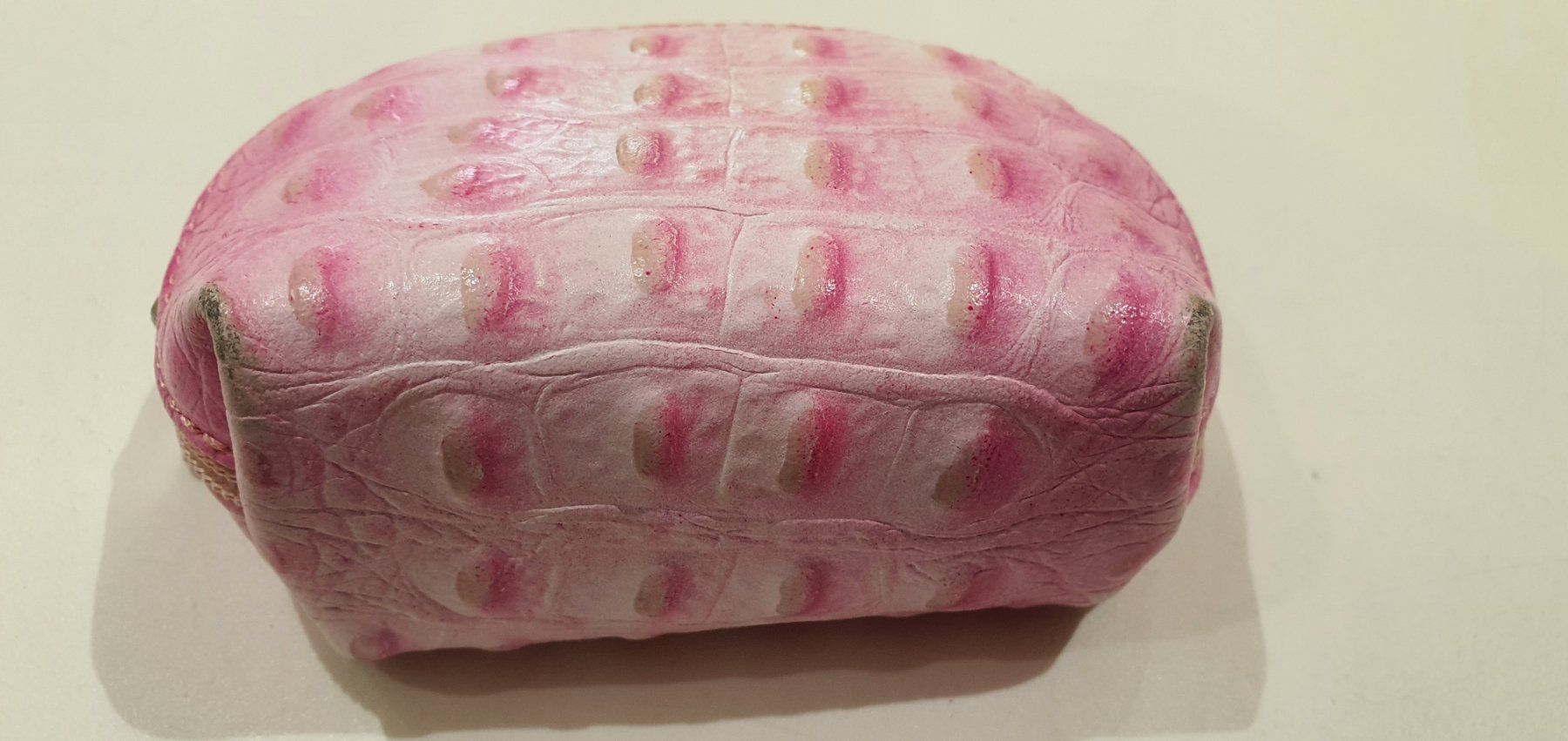 Borse: Pouch / Beutel rosa Kroko-Prägung Leder – Usato da Jona venduto da VivianPatrick 1