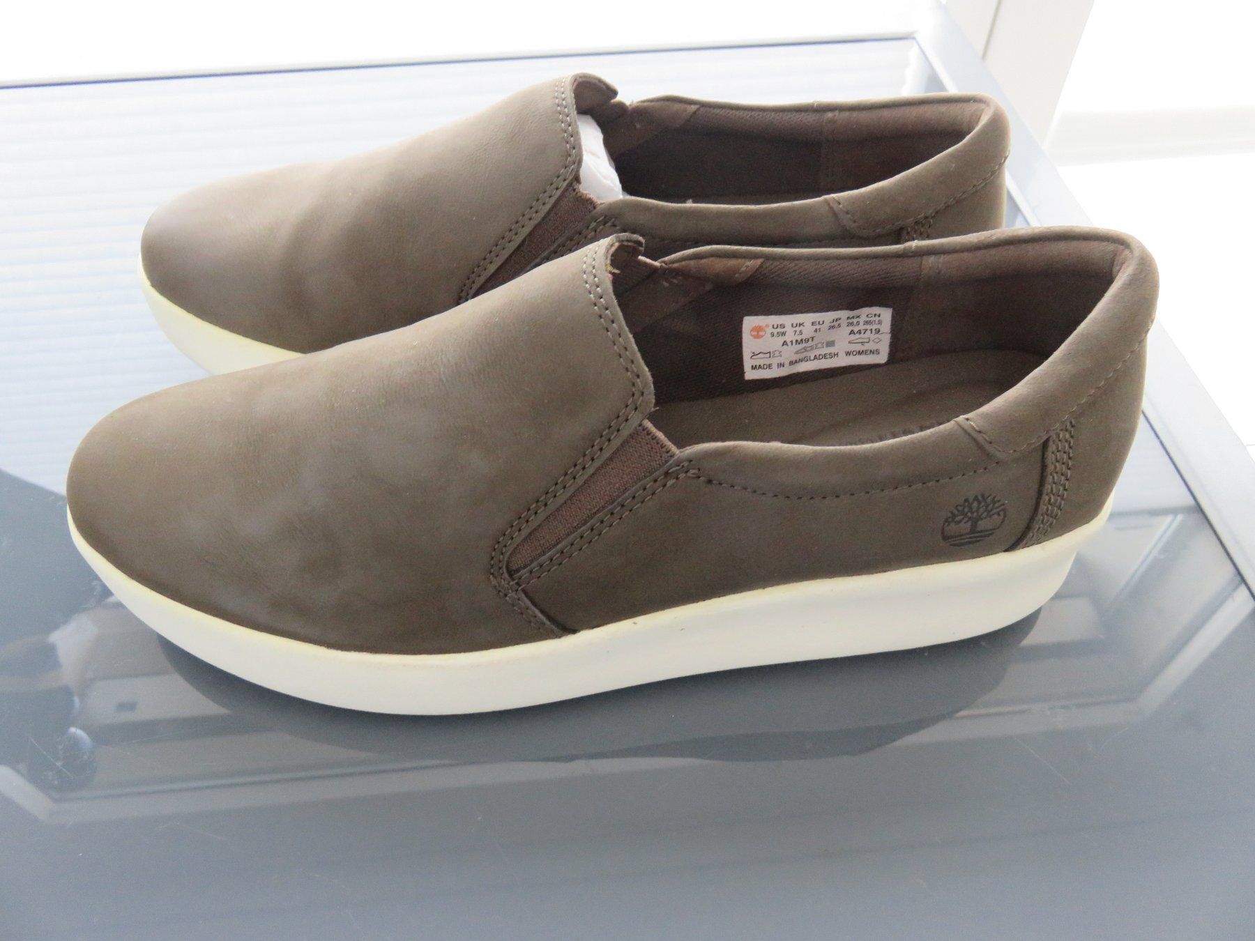 Timberland Scarpe da uomo: NEUE TIMBERLAND-SCHUHE Gr. 41 – Nuovo e nell'imballaggio originale da Lachen SZ venduto da portofino01
