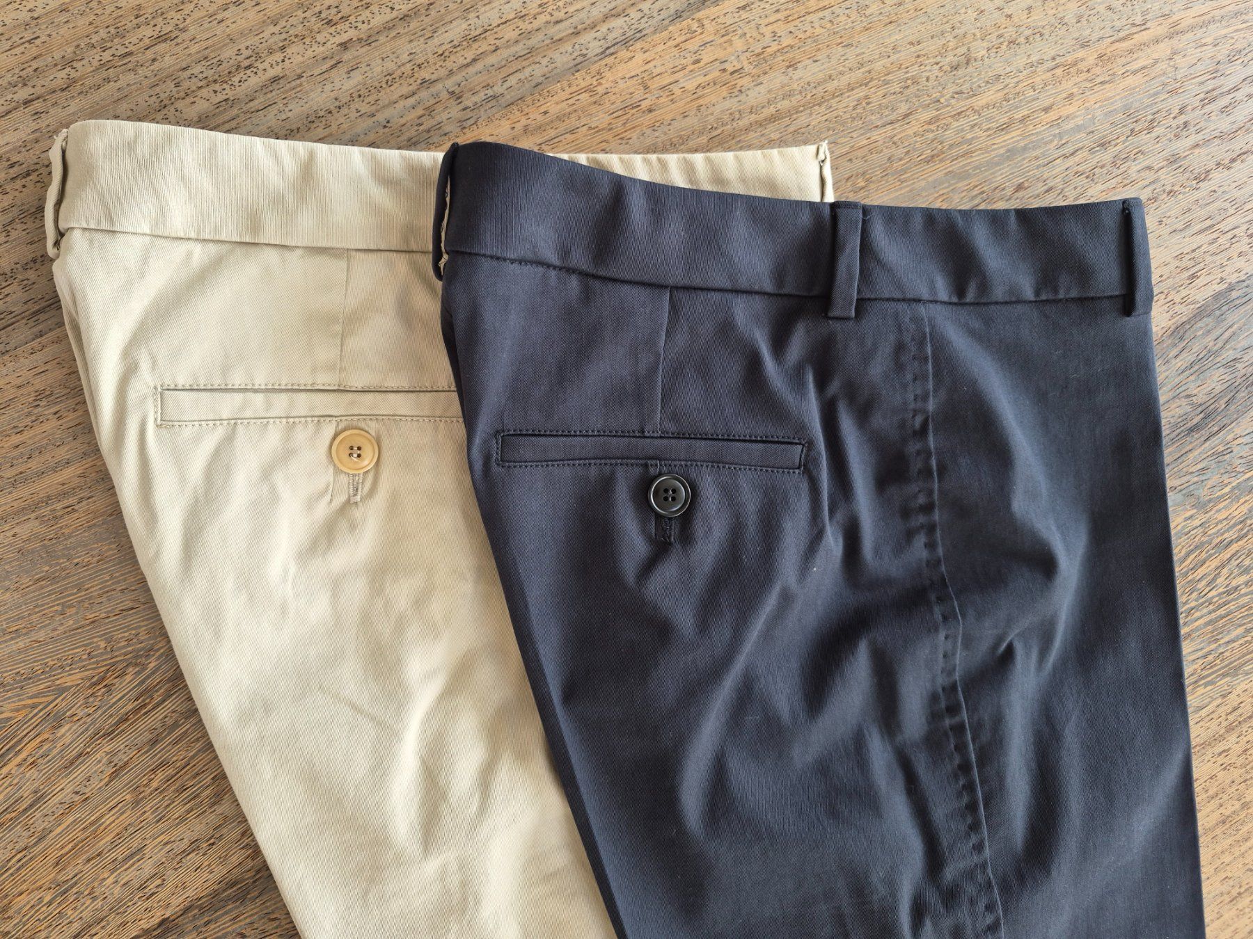 Max Mara Lots de vêtements: Kleiderpaket 2 MaxMara Hosen "Cigarette" – D'occasion à Zürich par Mokile 3