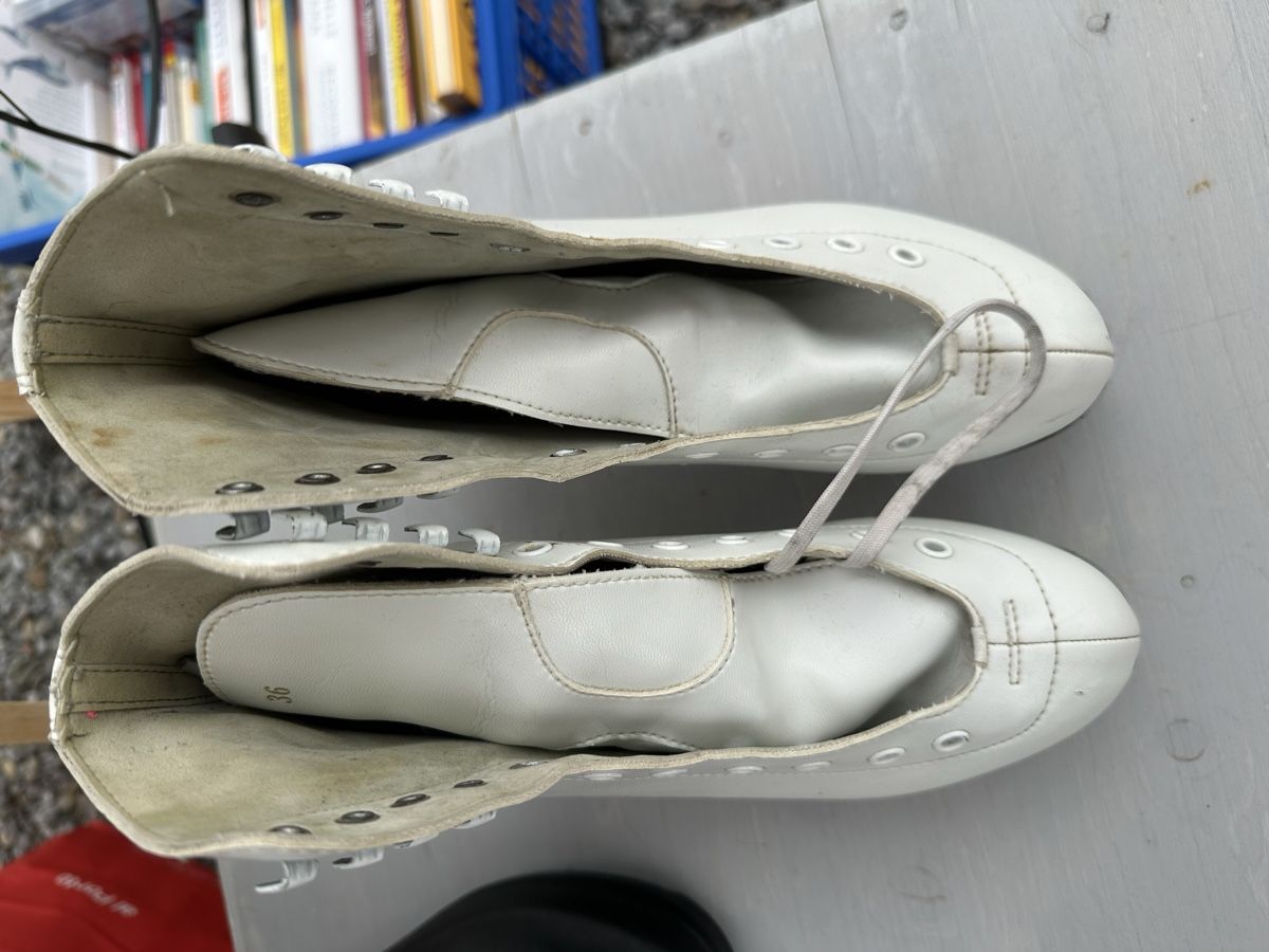 Pattini da ghiaccio: Schlittschuhe – Usato da Wald ZH venduto da Judithz 2