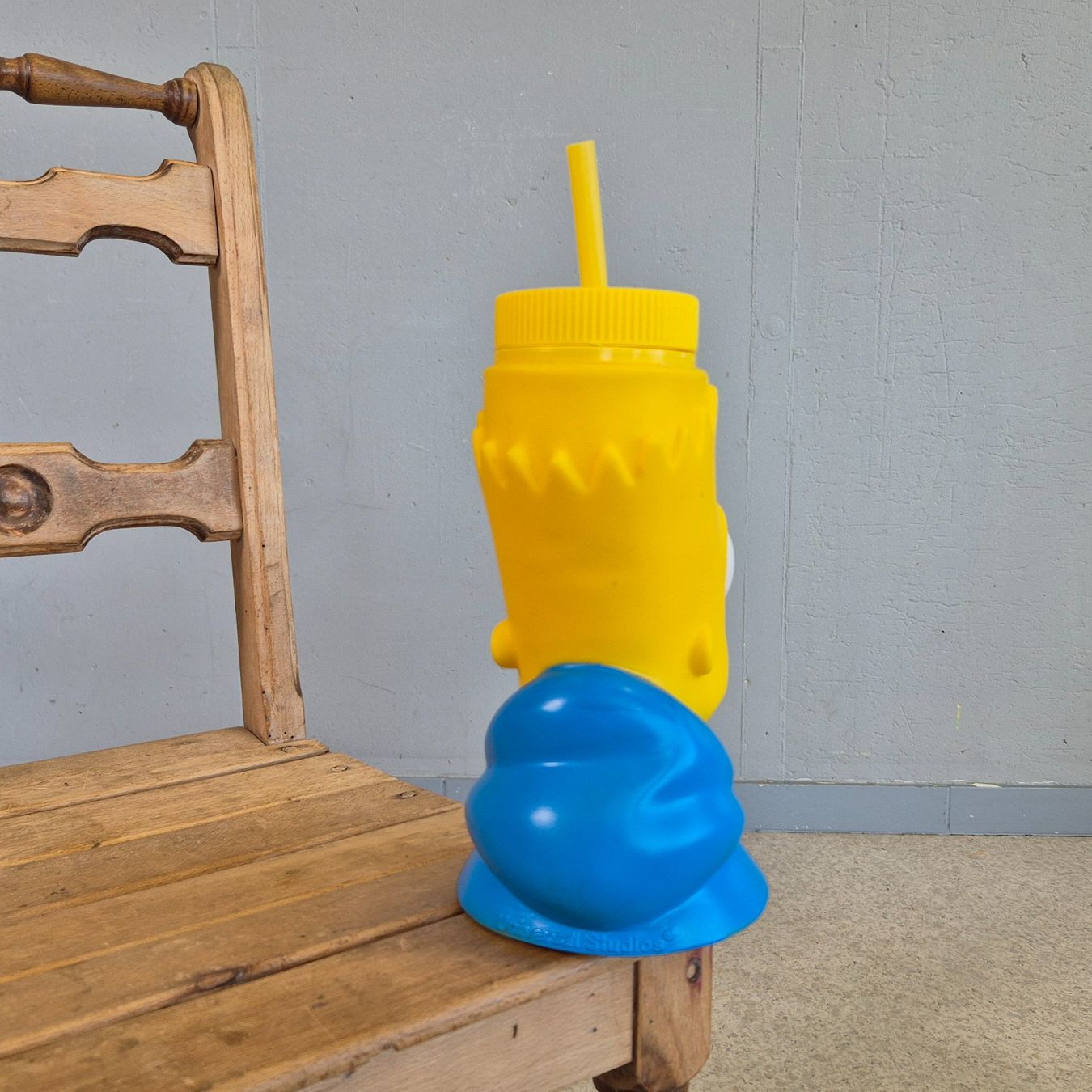 Gourdes & Thermos: Bart Simpson Trinkbecher Universal Studios Cup Water Bottle – D'occasion à Nottwil par Wondewa-Shop 2