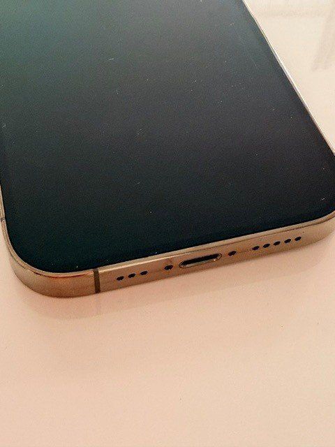 Apple Telefoni cellulari / Smartphones: iPhone 14 Pro 256GB Gold – Usato da Fällanden venduto da Charlie010 3