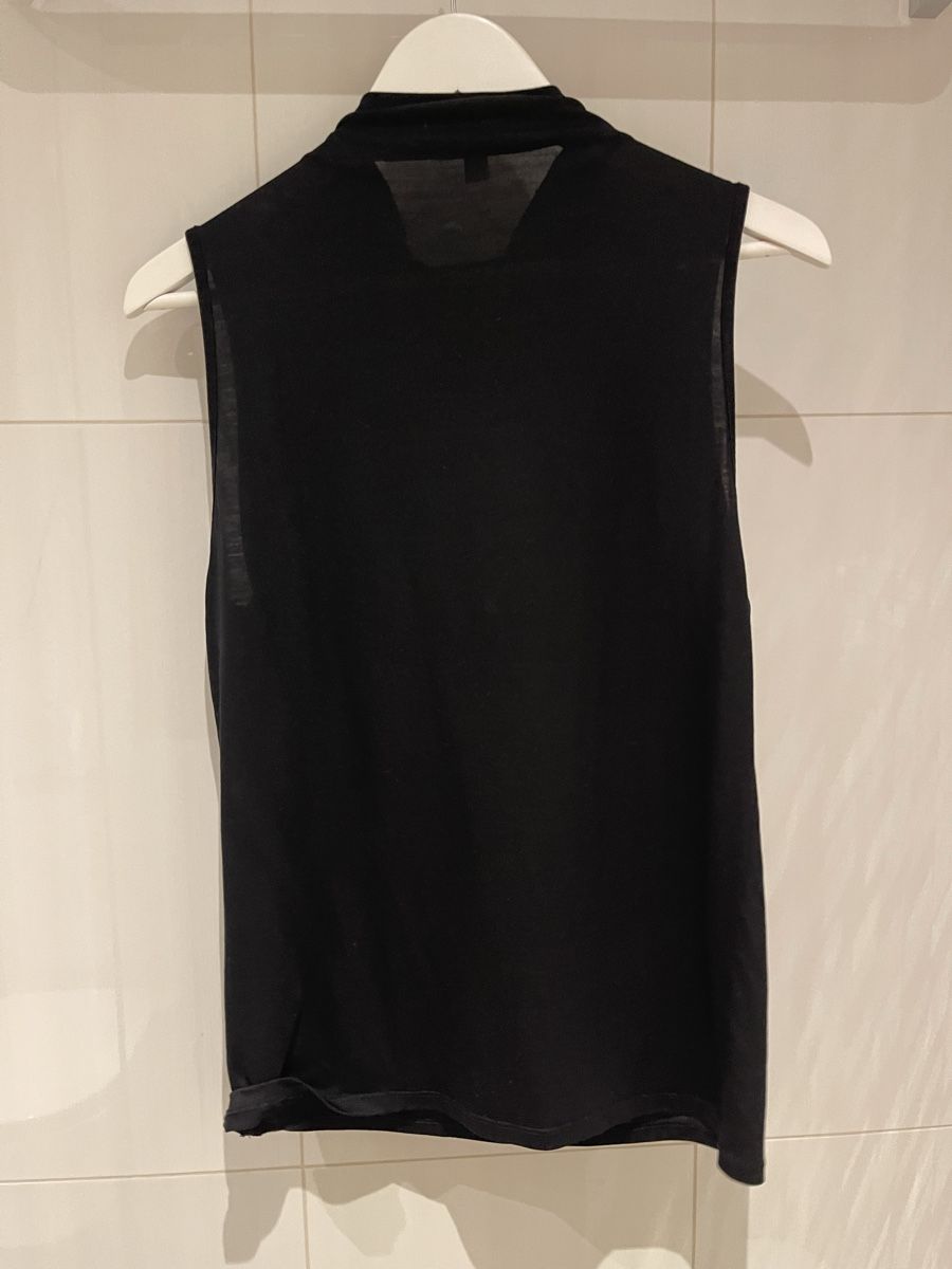 Cos Top: Top COS schwarz, Grösse L – Usato da Mauren venduto da toppiloppi 3