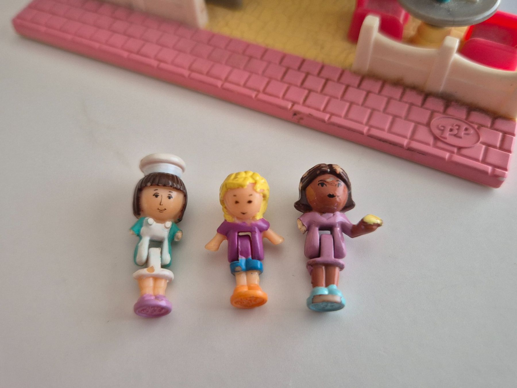 Polly Pocket Bambole: Polly Pocket Pizzeria / Restaurant – Usato da Zürich venduto da pau_y8mv 8