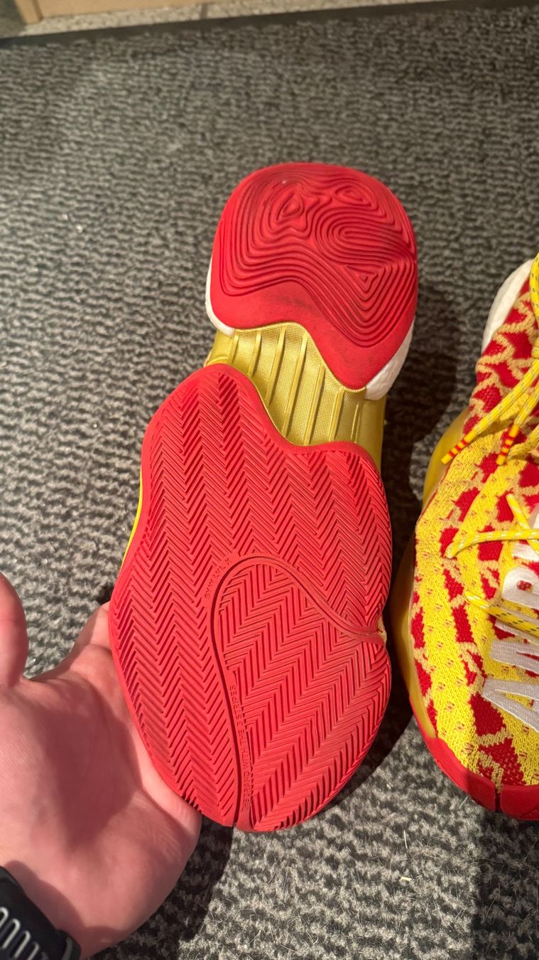 Adidas Scarpe da uomo: Adidas Crazy BYW Pharrell Chinesisches Neujahr – Usato da Wädenswil venduto da Ben034 6