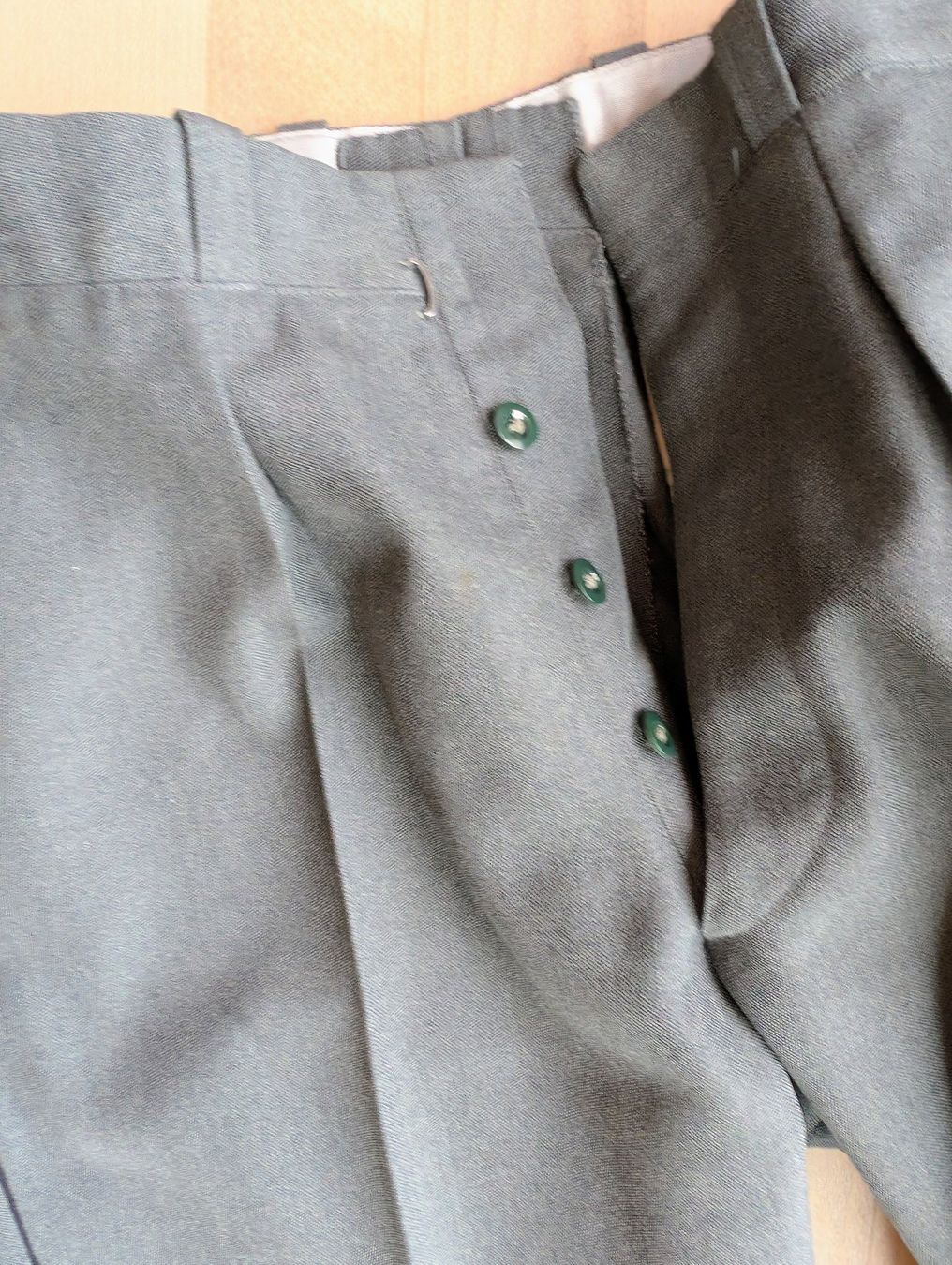 Schweizer Armee Uniformen: Schweizer Militäruniform – Gebraucht aus Ettingen von Chrisdots 6