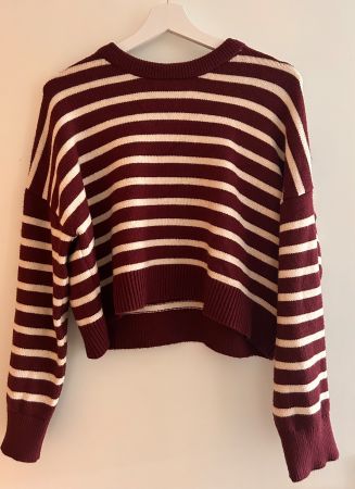 Gestreifter Pullover
