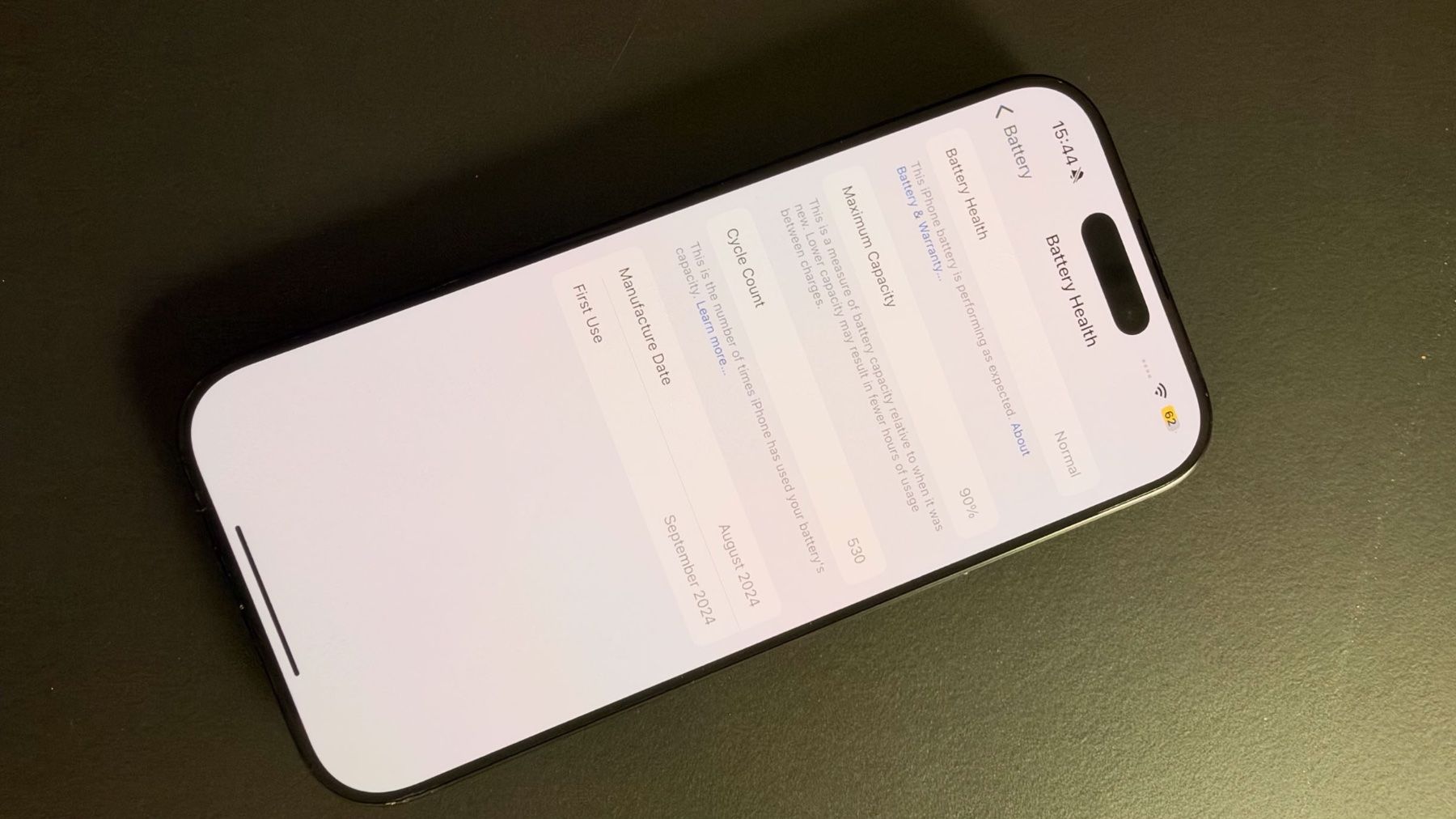 Apple Telefoni cellulari / Smartphones: iPhone 16 Pro, Black Titanium, 256GB – Usato da Zürich venduto da skywa7ker 2