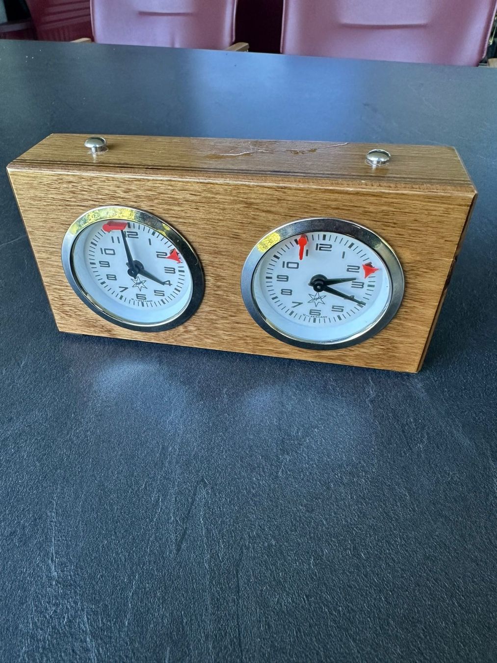 Orologi da terra & Orologi da parete: Analoge Schachuhr – Usato da Burgdorf venduto da Apfel62 1