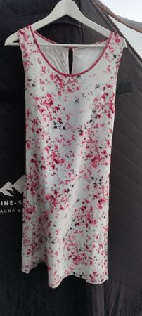 NILE Atelier Kleid, Grösse M, sommerlich leicht!