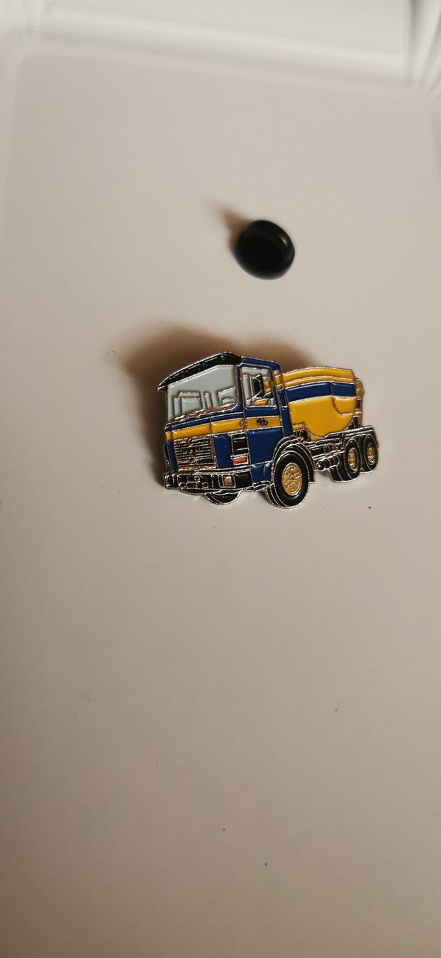 Plaketten & Abzeichen: Pin Camion  – Gebraucht aus Genève von vins50