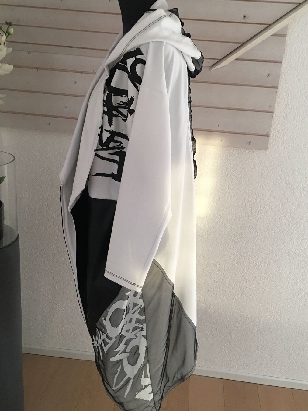 Giacche: Exklusive Jacke / Mantel – Nuovo (secondo la descrizione) da Lenggenwil venduto da Cschmidli 2