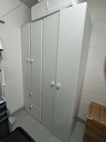 Schrank