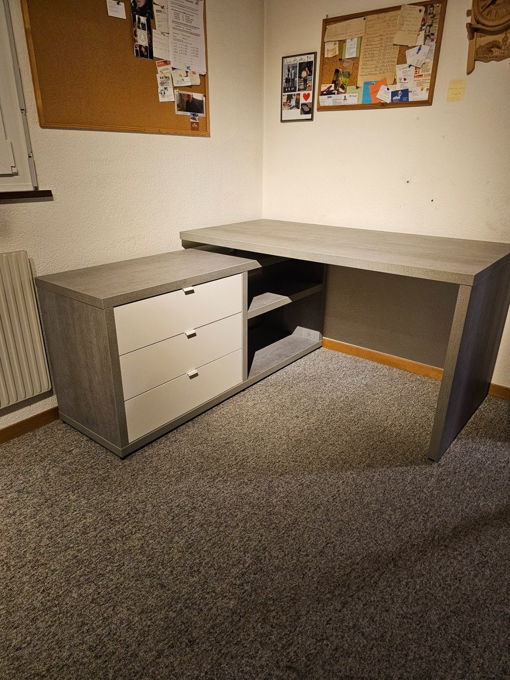 Scrivanie: Moderner Eck-Bürotisch mit Schubladen, Top Zustand! – Usato da Trubschachen venduto da zimmerman 1