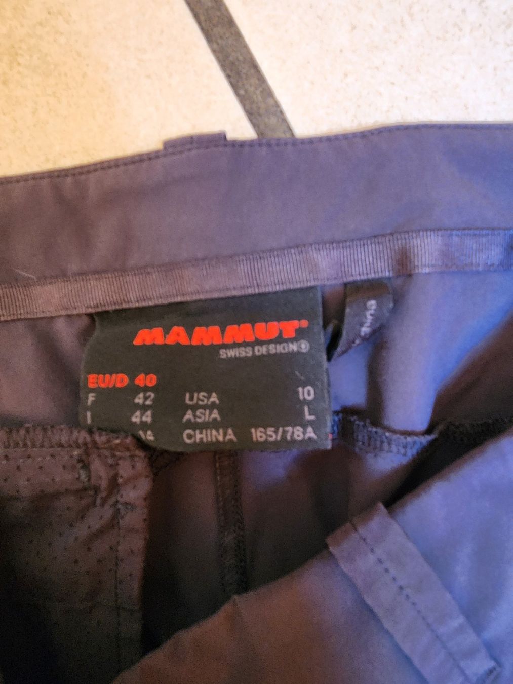 Mammut Pantaloni: Mammut Trekkinghosen Gr.40 – Usato da Gstaad venduto da Meiel2020 6