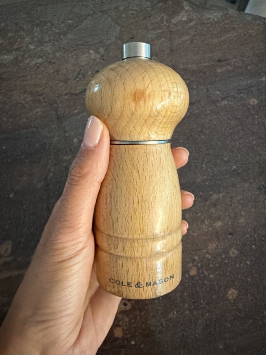 Küchengeräte: Kleine Pfeffermühle Cole & Mason Holz hell  – Gebraucht aus Zürich von celinasuzanne 1