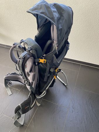 Deuter Kindertrage Kid Comfort grau guter Zustand