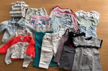 Lot d'habits fille 18-24 mois (Petit Bateau, Jacadi, etc.)