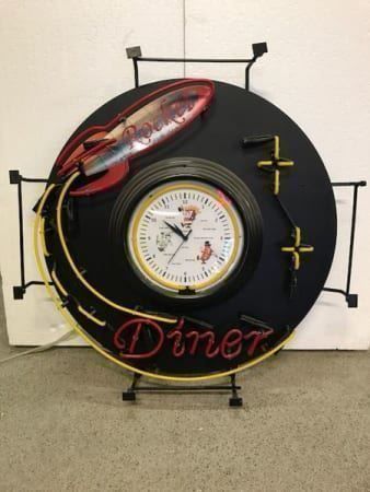 Foto & Immagini: Diner Neon Bild – Usato da Konolfingen venduto da Smond 6