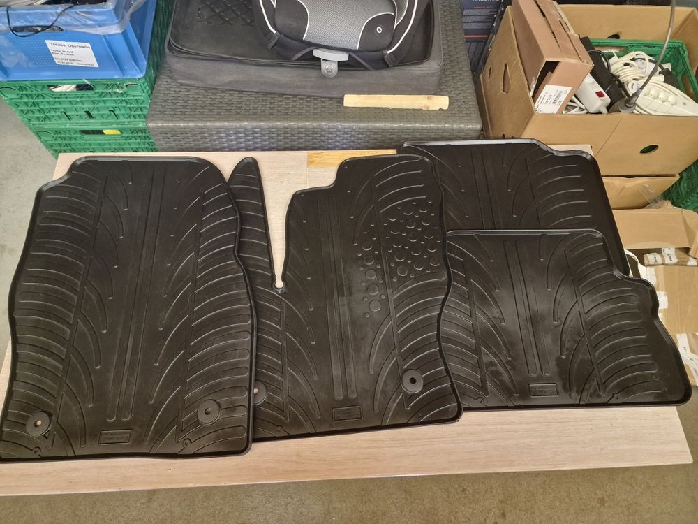 3D Gummi Fußmatten Passend Für Mitsubishi Outlander Typ CW 2006-2012 Passgenau