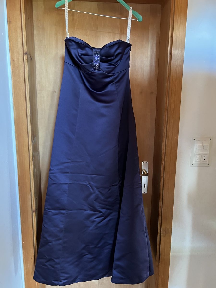 Vestiti: Zero Abendkleid / Ballkleid, Gr. 38, violett, Top! – Usato da Fräschels venduto da Cesca 1