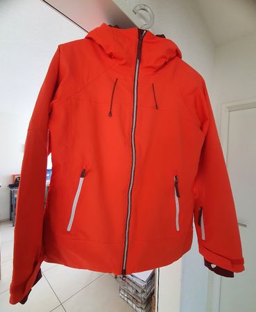 Snowtech Skijacke Damen rot mit Kapuze guter Zustand