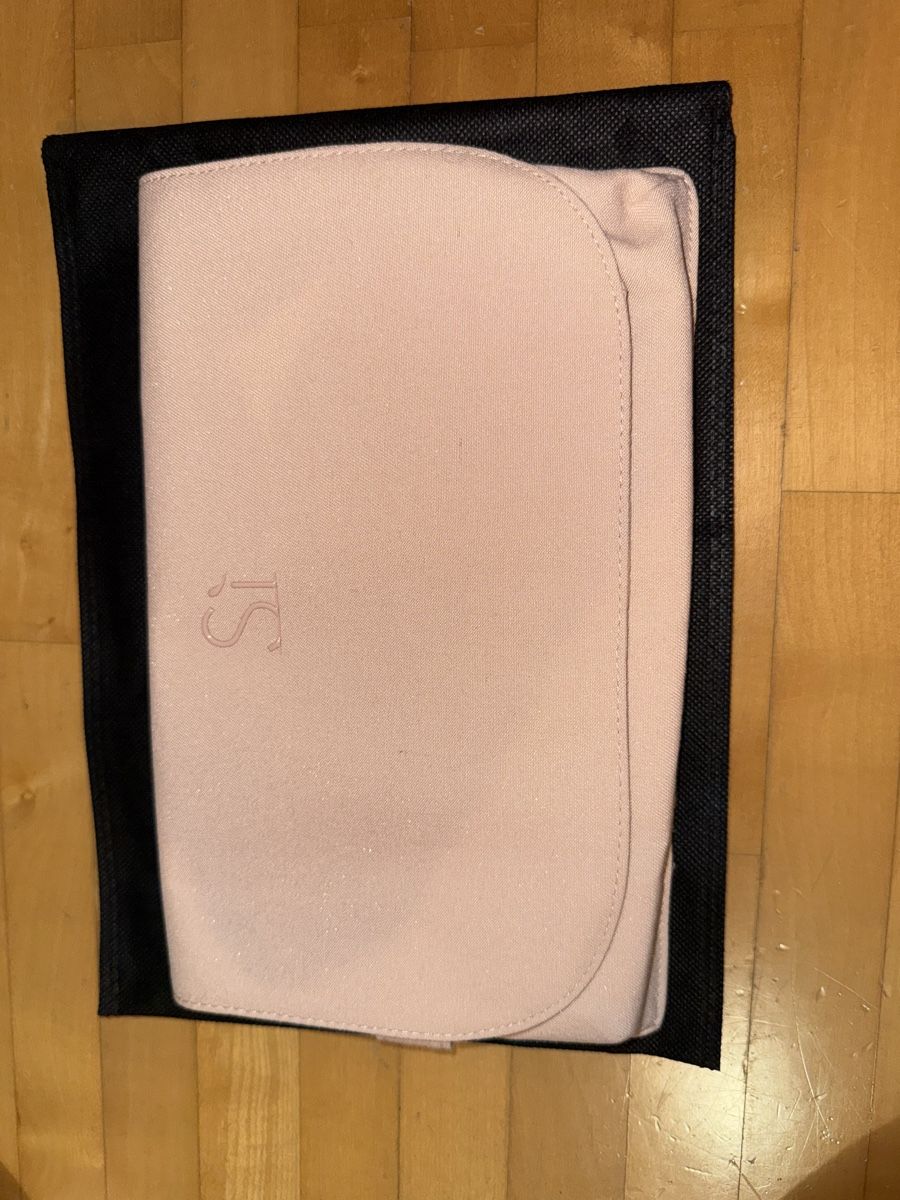 Kosmetikkoffer: Necessaire Giorgio Armani – Neu und originalverpackt aus Mörschwil von Seegurke18