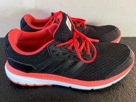 Adidas Turnschuhe Cloudfoam Gr. 41.5 schwarz mit orange