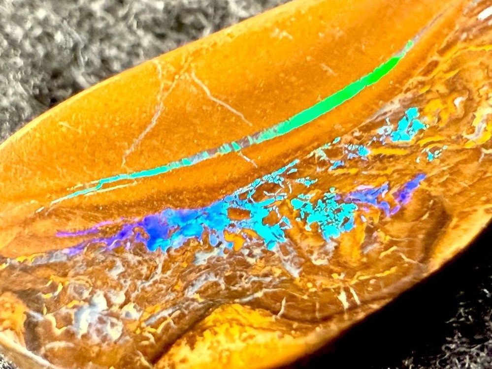 Australischer Matrix Opal | Kaufen auf Ricardo