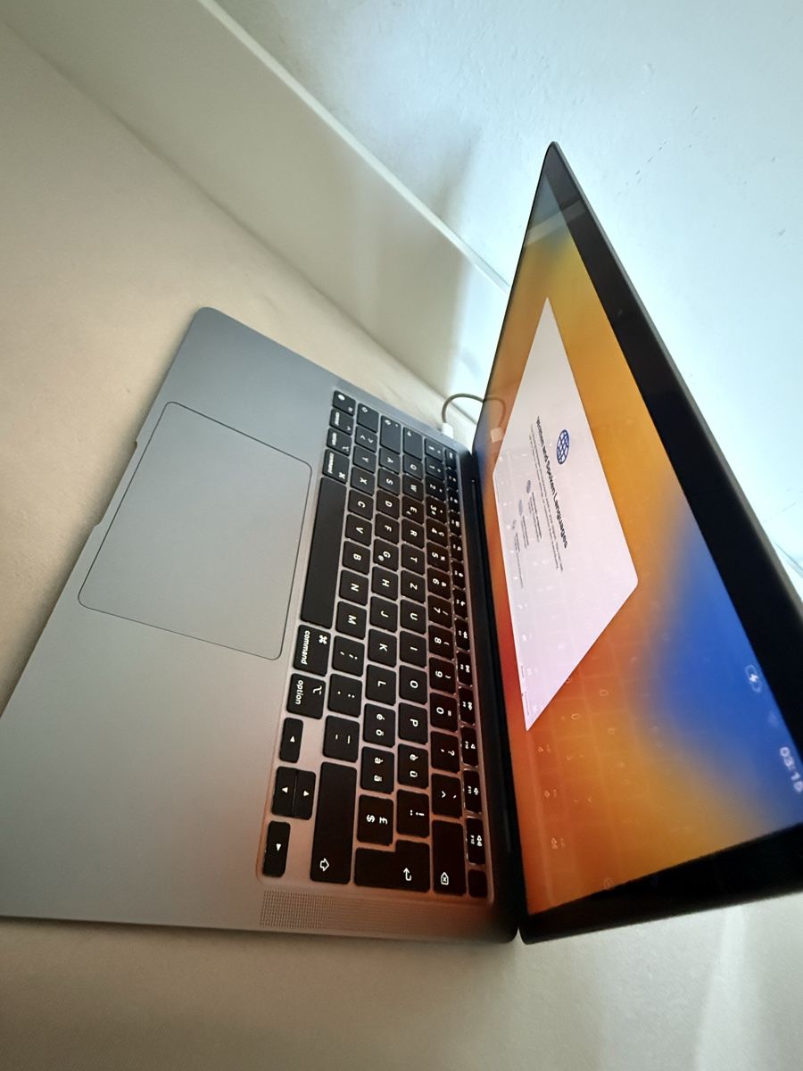 Apple Notebook: Apple Macbook air 2020 – Usato da Turgi venduto da ide_9dnd 3