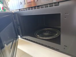 Einbau Mikrowelle Miwell L V-Zug CH-Norm