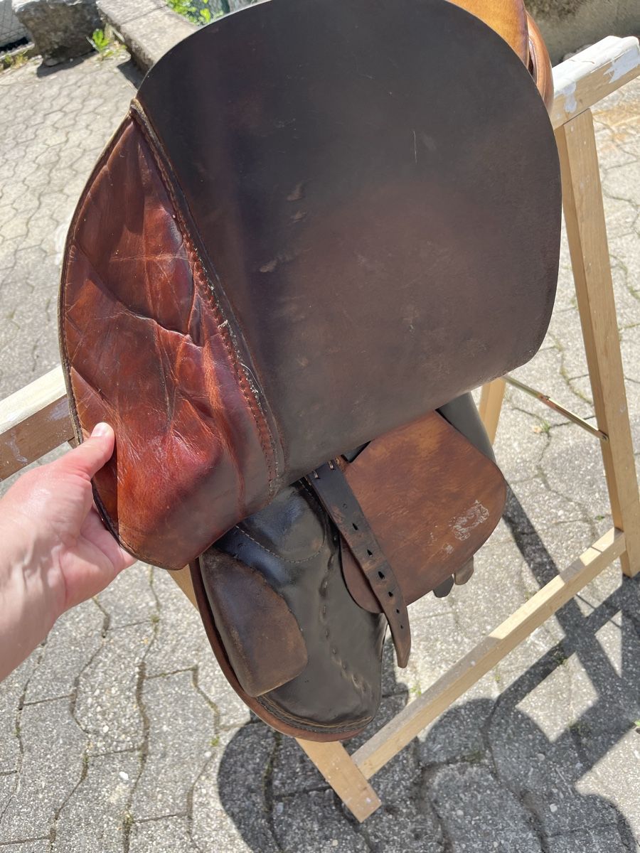 Selle & Accessori: Stübben Sattel gebraucht – Usato da Welschenrohr venduto da Aloe2 3