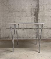 1 (von 2) tisch b431 . fritz hansen . jacobsen