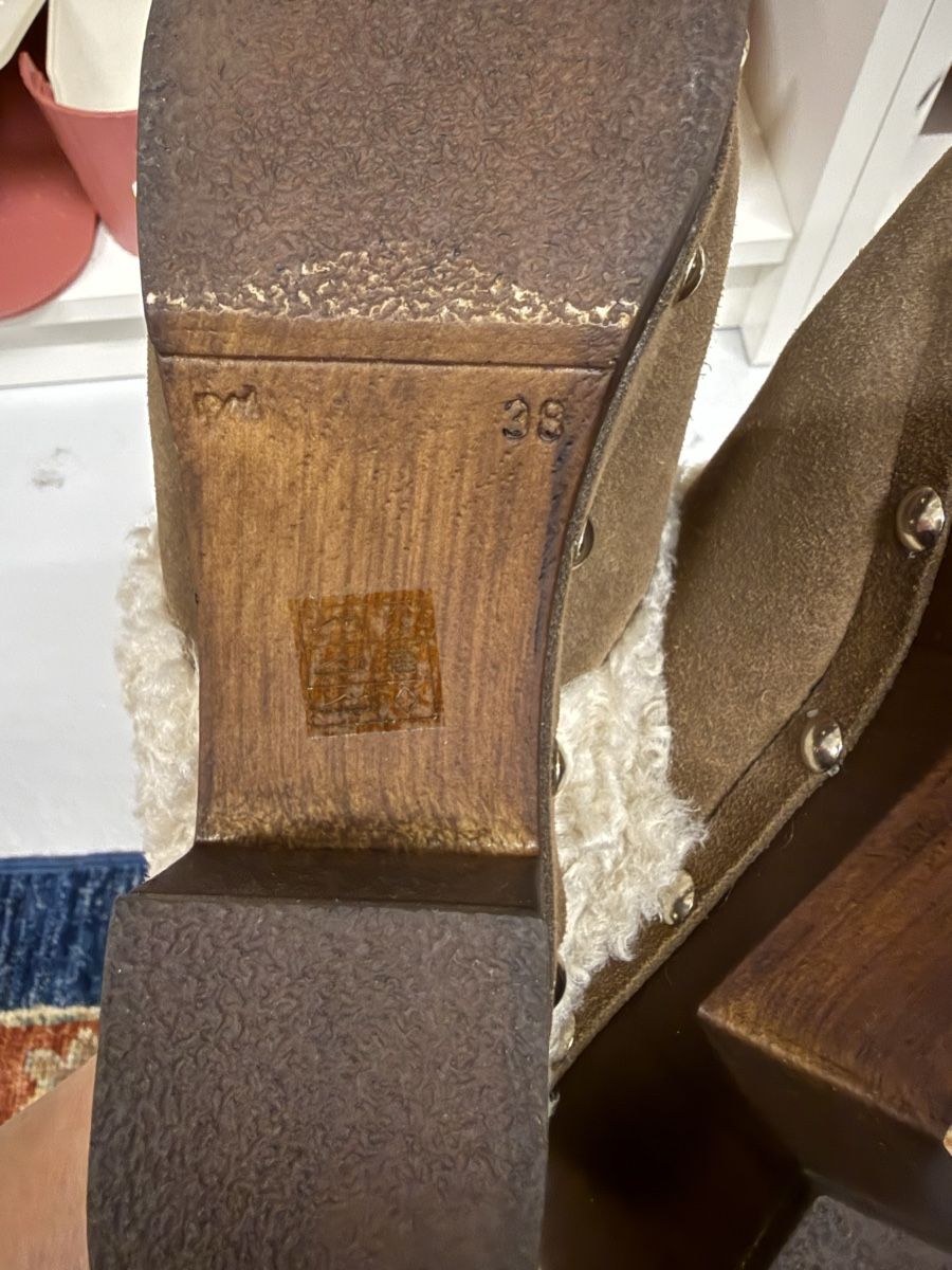 Scarpe per ragazze: Macarena shearling clogs, size 38, slip-on fall shoes – Usato da Meggen venduto da Hublot2009 2