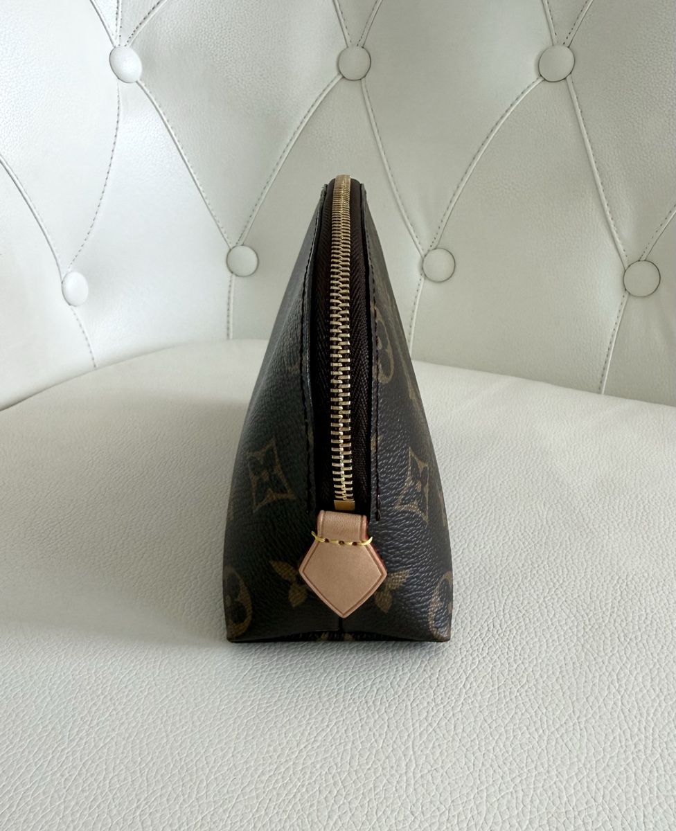 Louis Vuitton Taschen: Louis Vuitton Kosmetiktasche PM in Monogram Canvas – Neu (gemäss Beschreibung) aus Zürich von Luxurystyleschweiz 2