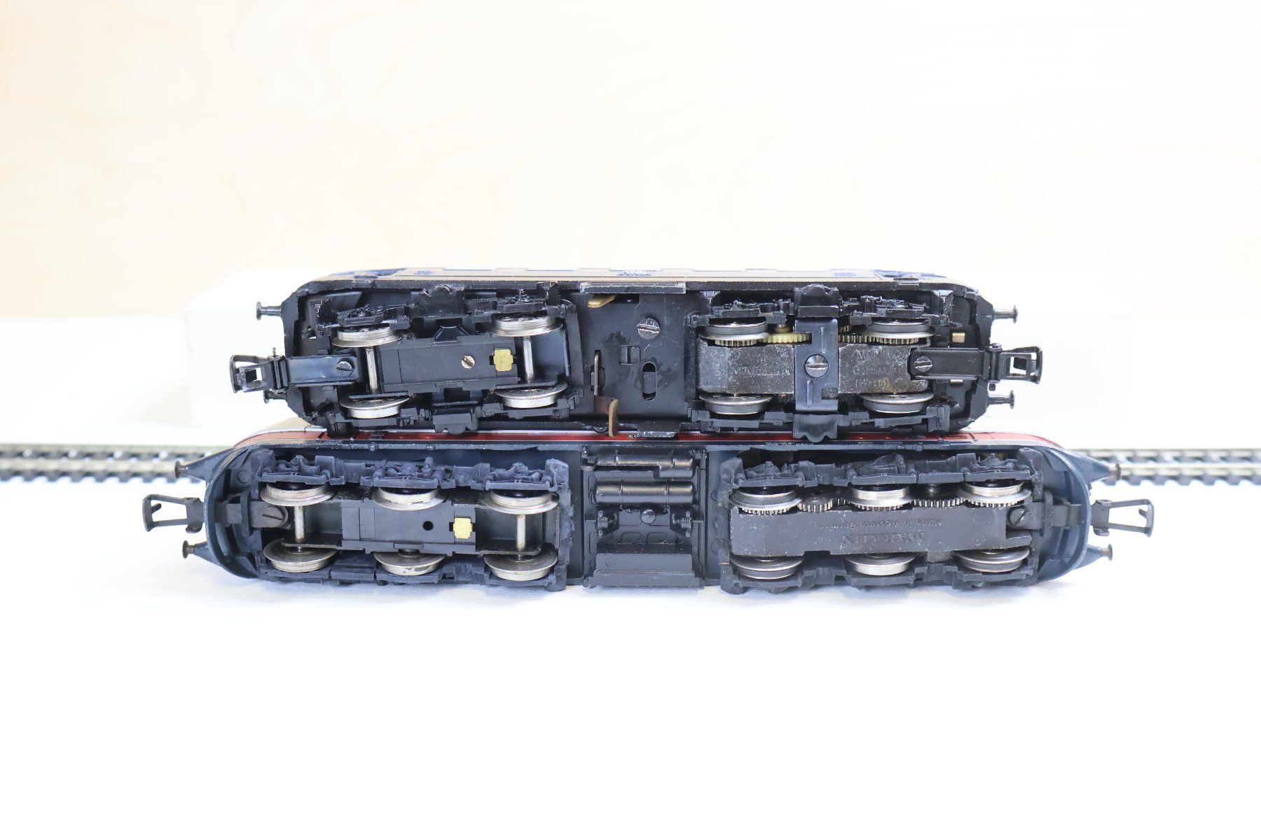Märklin Modelleisenbahnen: Märklin TEE E03 E-Lok + DB E-Lok E41 - H0 AC – Gebraucht aus Winterthur von Monstera 7