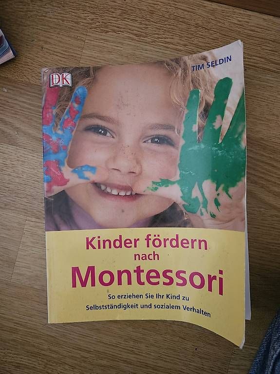 Libri: Kinder fördern nach Montessori – Usato da Rüti b. Büren venduto da Maria95