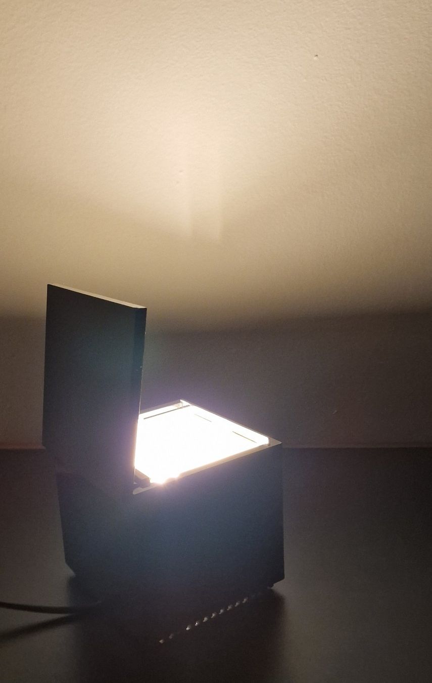 Cini & Nils Lampade: Design, Tischlampe, Cini & Nils, Cuboluce, 90er – Usato da St. Gallen venduto da chambredirecte 4