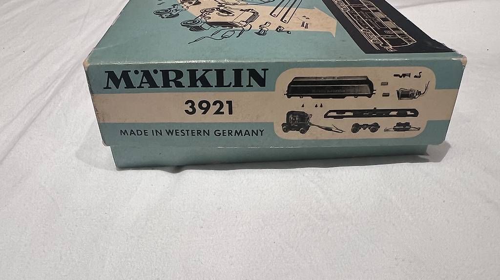 Märklin Modellini di ferrovie: marklin 3021 3921 à construire soit même – Usato da Bulle venduto da CyclingSwiss 1
