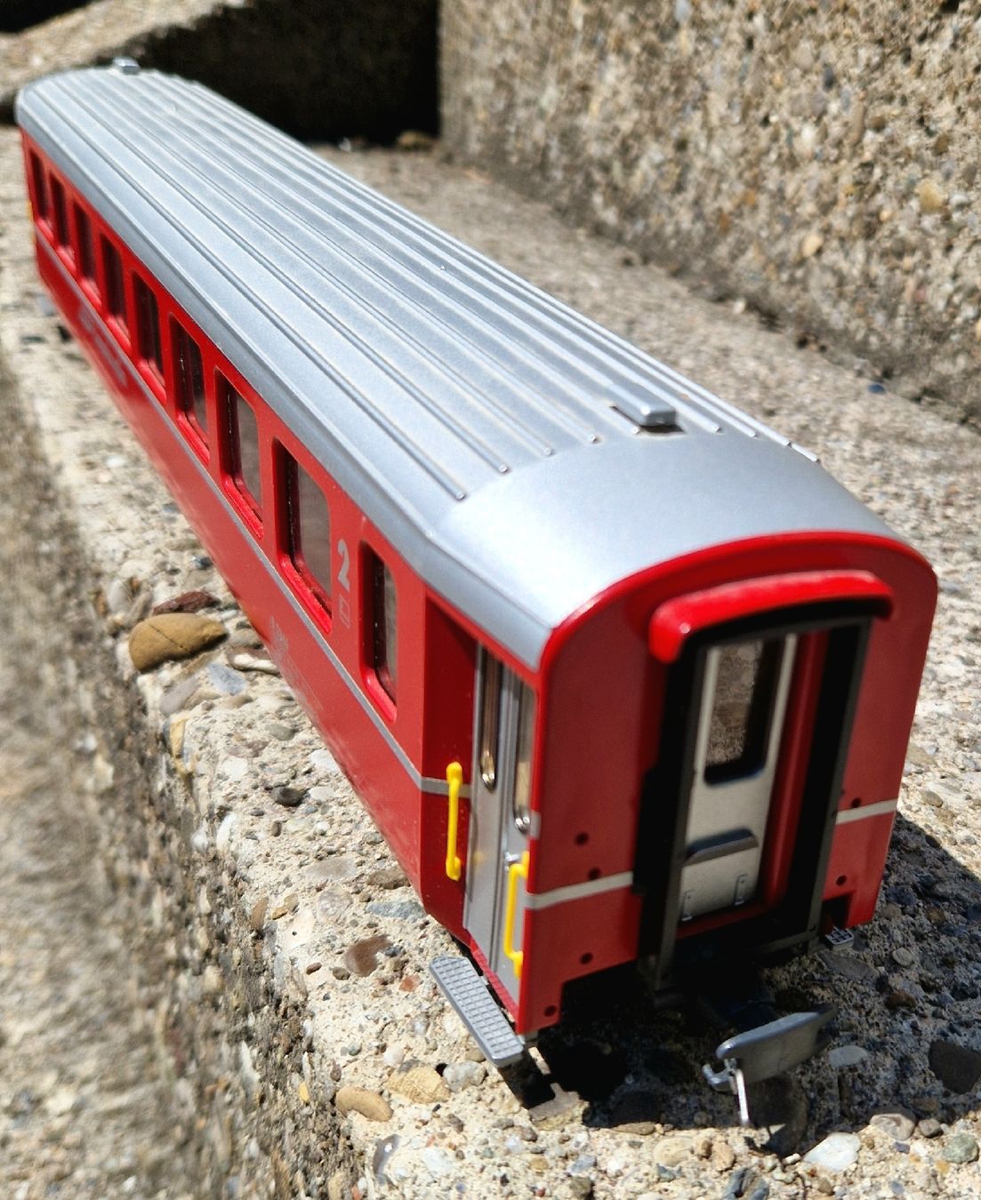 Roco Modellini di ferrovie: Roco Alpine Line Spur 0m RHB Wagen  – Usato da Jona venduto da CPeti 1