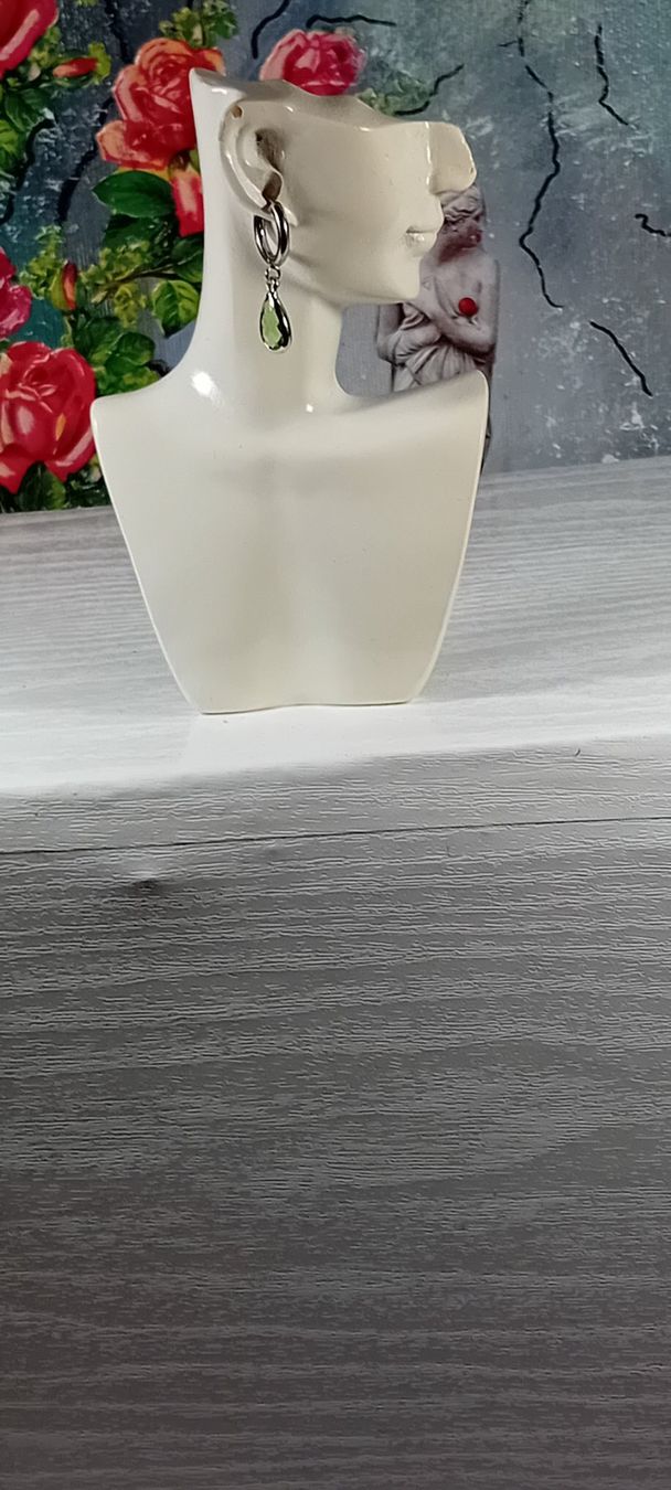 Ohrringe & -stecker: ohrring edelsthal,,,,mit modeschmuck,,,glanzig – Neu (gemäss Beschreibung) aus Basel von bij_5hqd 1