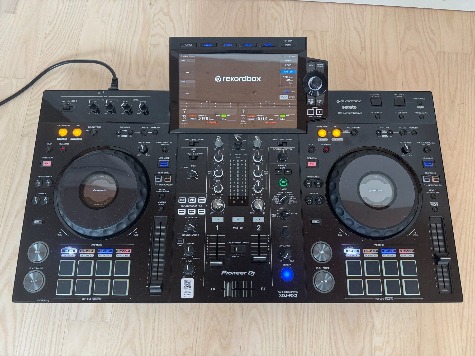 Pioneer Console di mixaggio: Pioneer XDJ-RX3 – Usato da Elsau venduto da rackoon