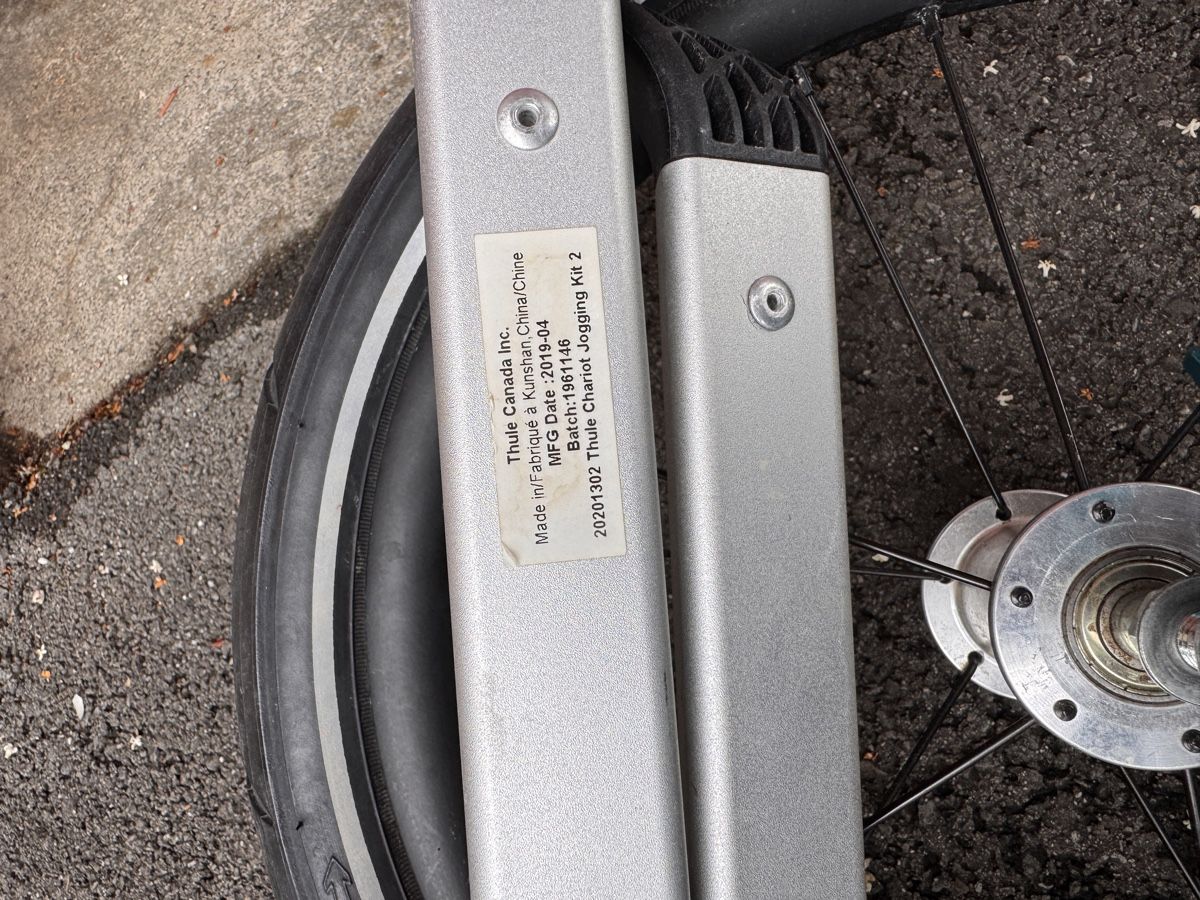 Thule Rimorchi: Thule Kinderfahrradanhänger Jogging Rad set – Usato da Luzern venduto da Hdraksy 4