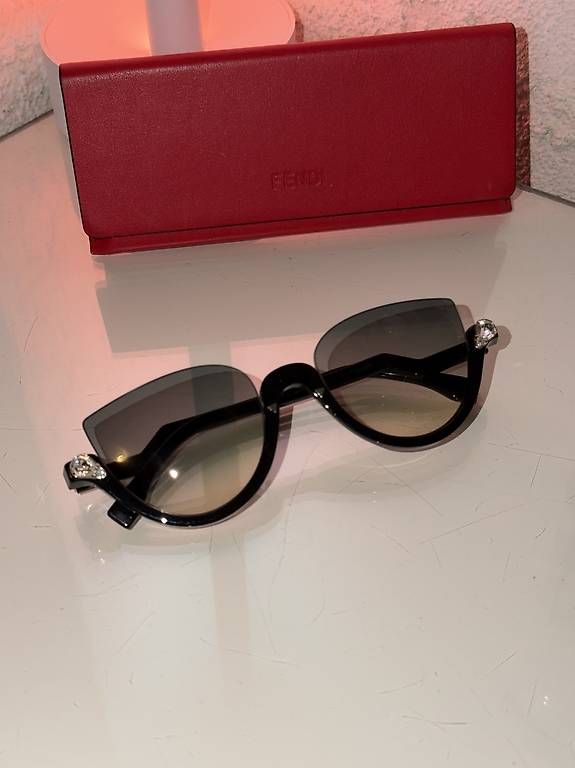 Occhiali & Lenti: Fendi Sonnebrille  – Usato da Erlinsbach SO venduto da VWV1 4