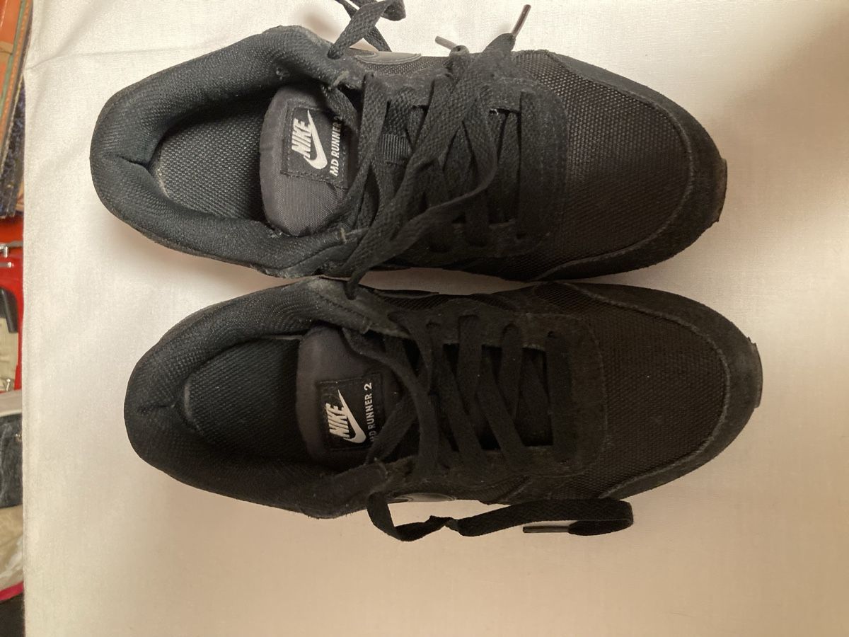 Nike Scarpe da uomo: Nike MDRunner2 Grösse 37.5 – Usato da Kesswil venduto da Branca-01 7