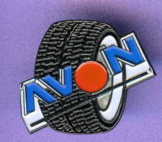 AVON  Pneu  silbern
