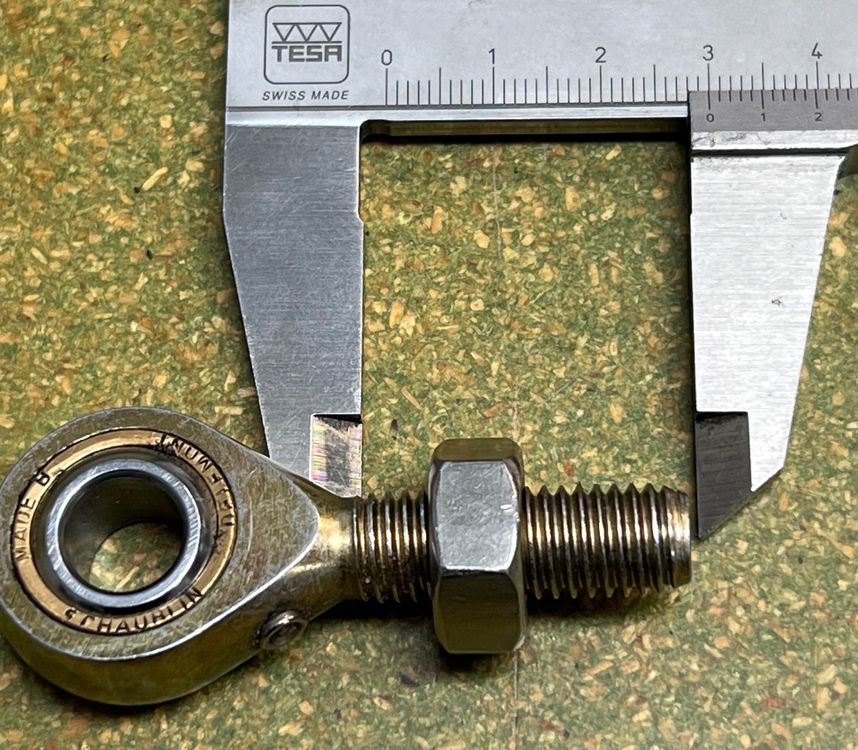 Gelenkkopf M10 außen re., (2075