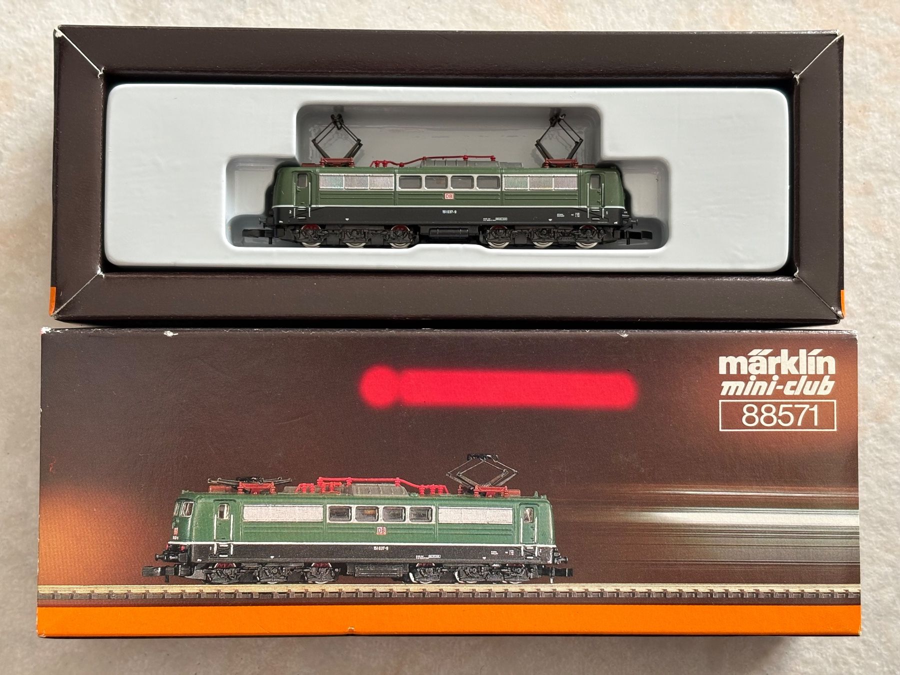 Märklin Modellini di ferrovie: Marklin Z 88571 Elok BR 151 DB – Nuovo (secondo la descrizione) da Hauterive NE venduto da eriamch